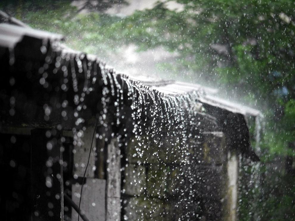 【鋼城文苑】雨一直下